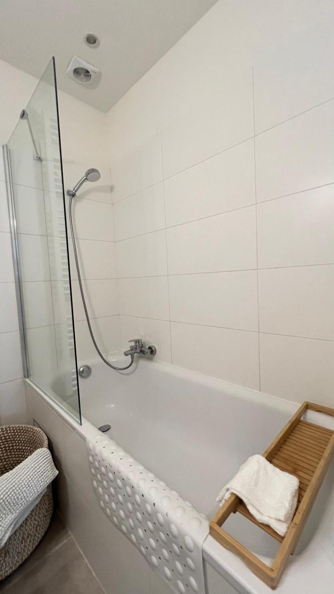 Charme Urbain Cosy Apartment *